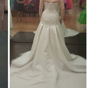 Off White Wedding dress